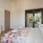 Serenity 2 With Pool Corinth