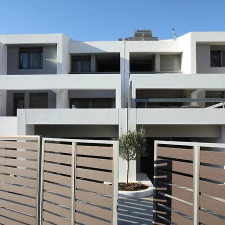 Serenity 2 With Pool فيلة Corinth