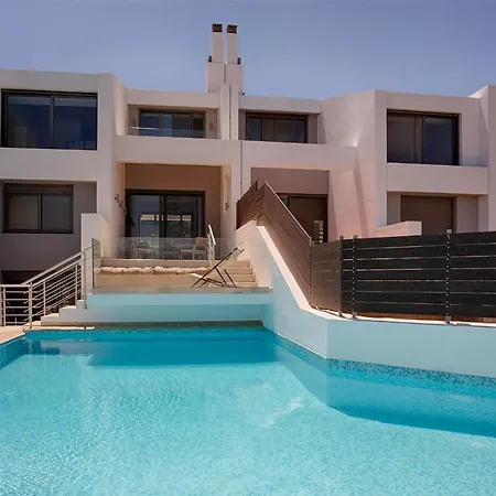 Villa Serenity 2 With Pool Corinth