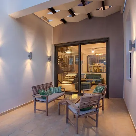 Villa Serenity 2 With Pool Corinth